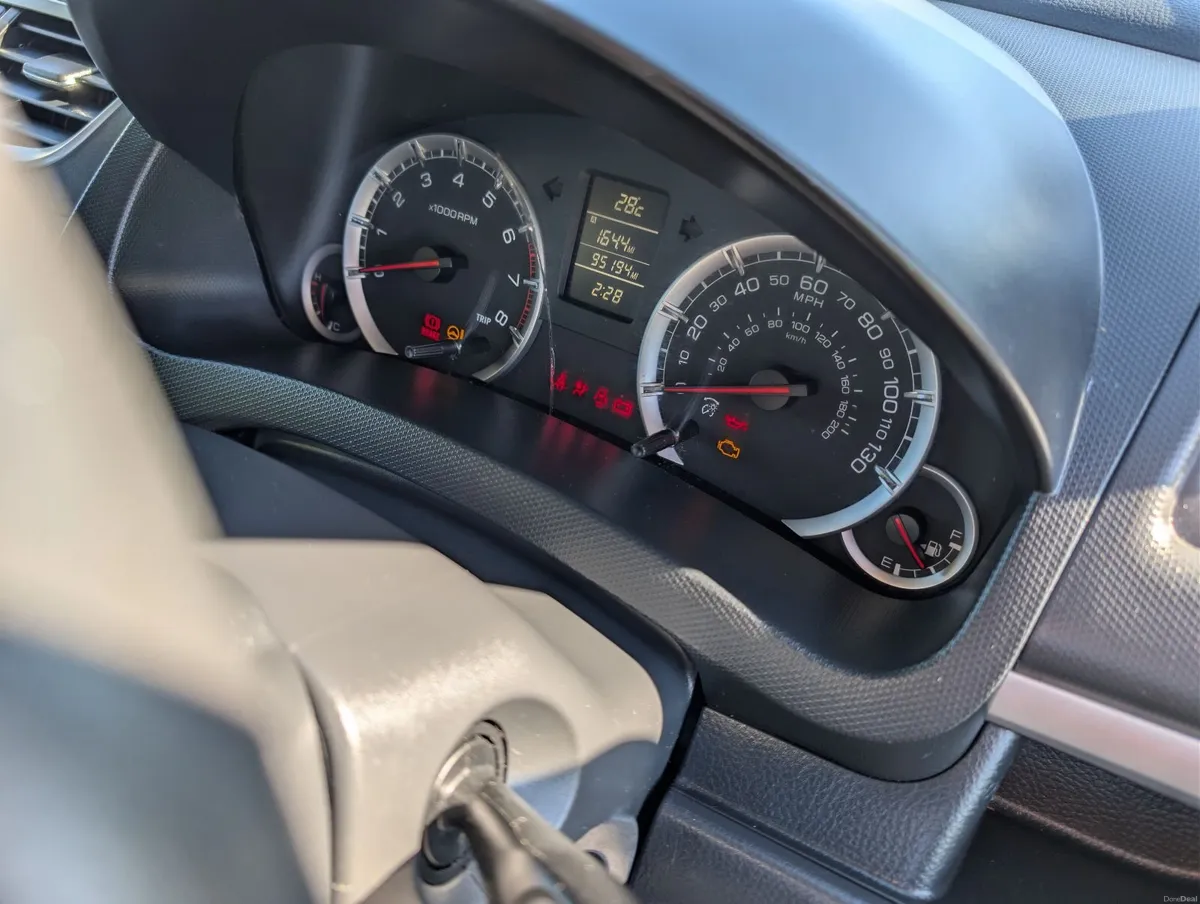 Suzuki Swift 2012 - Image 2