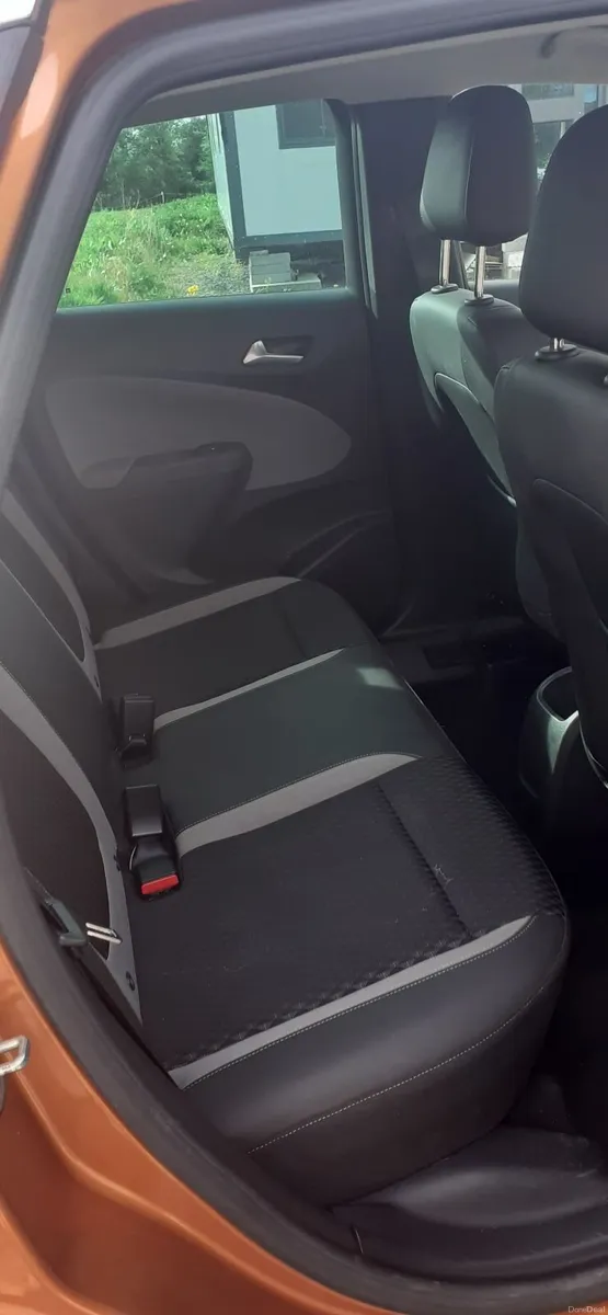 Opel Crossland X 2019 - Image 1