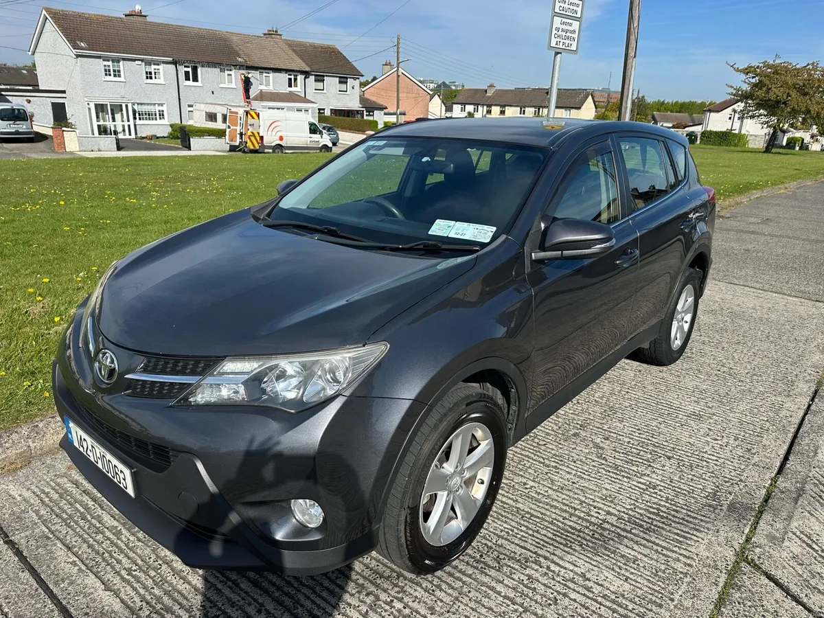 2014 Toyota RAV4 2.0 D4D Toyota engine - Image 3