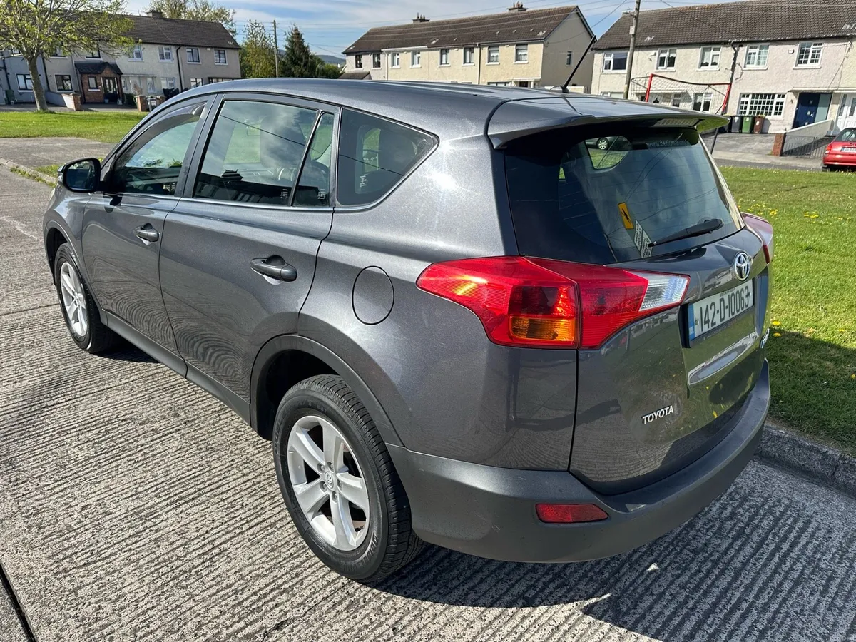 2014 Toyota RAV4 2.0 D4D Toyota engine - Image 4