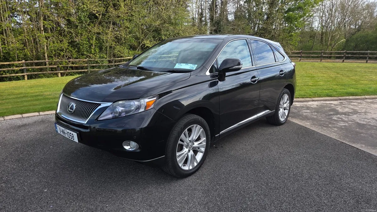 11 Lexus RX450 Hybrid Sport AWD - Image 2