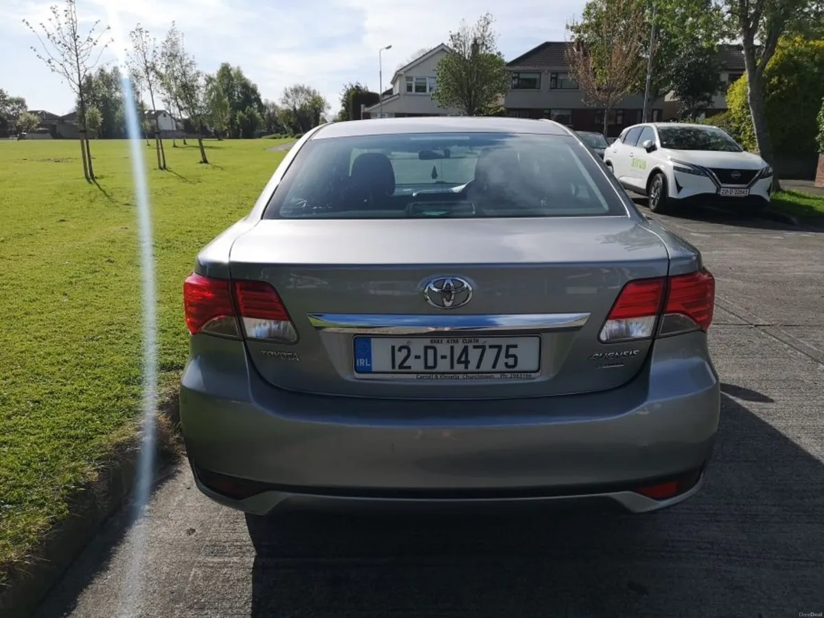 Toyota Avensis 2012 - Image 3