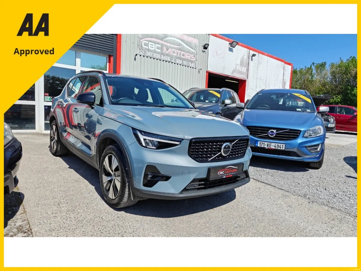 Volvo XC40 2022 Plug In Hybird Plus Full Leather - Image 2