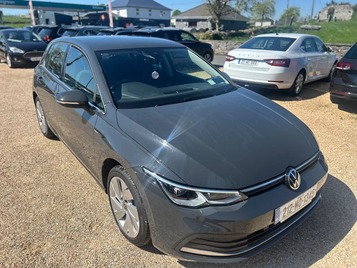 Volkswagen Golf Style Auto - Image 1