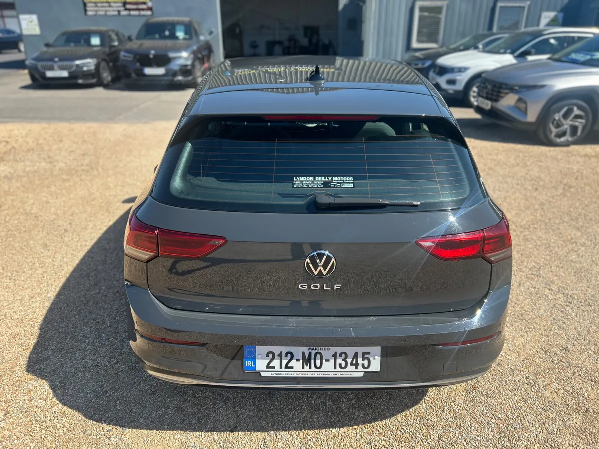 Volkswagen Golf Style Auto - Image 5