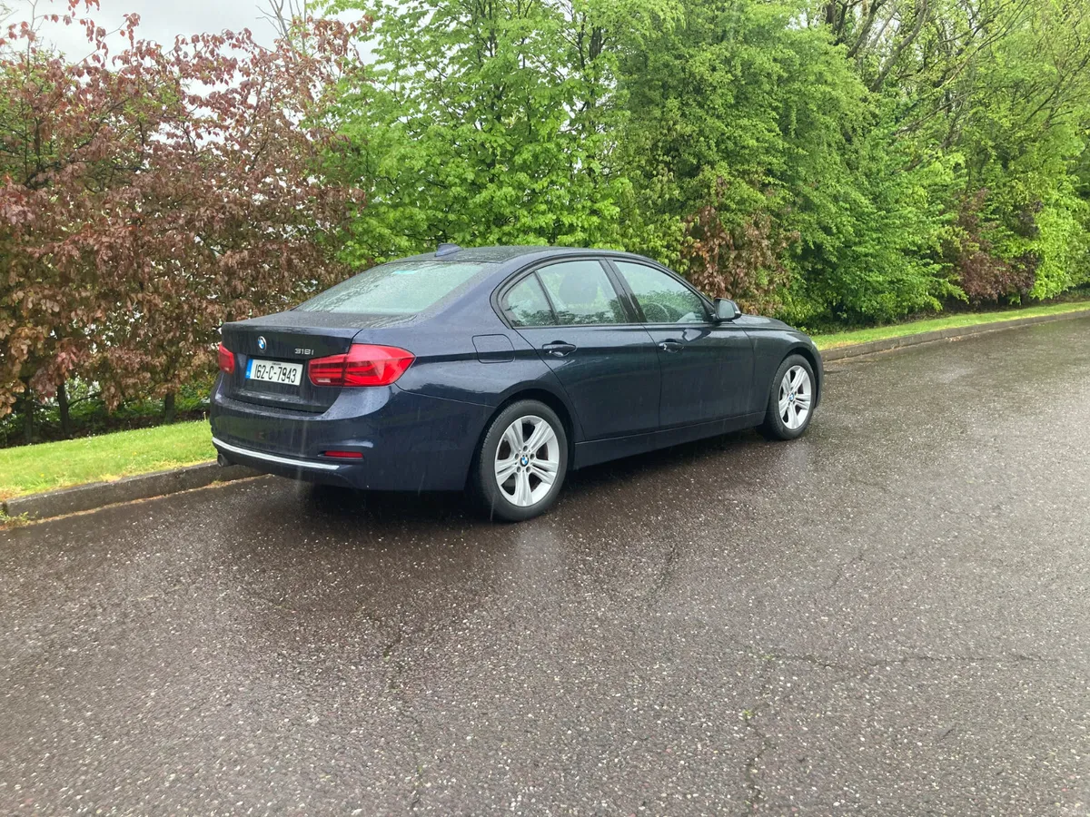 2016 BMW 318i Sport Petrol Manual Saloon - Image 3