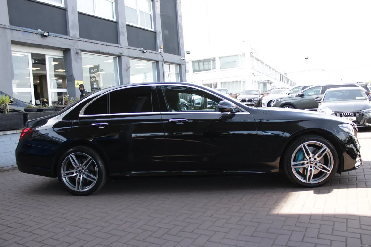 2017 AMG LINE PREMIUM E350 4DR SALOON AUTO - Image 3