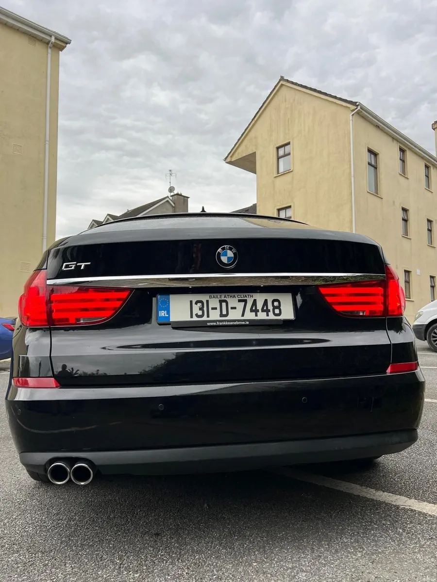 BMW 520 GT -Series 2013  mint condition - Image 1