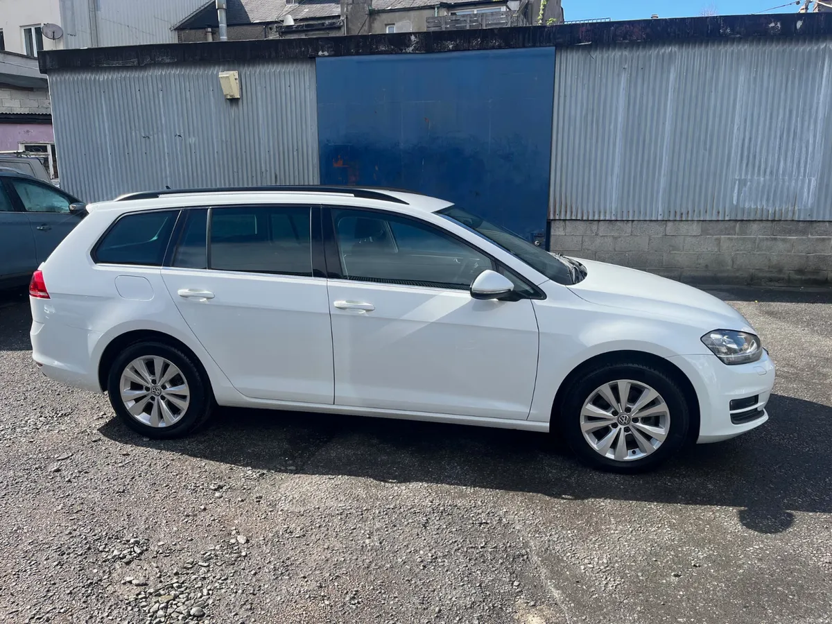 Volkswagen Golf 2016 ESTATE AUTOMATIC - Image 2