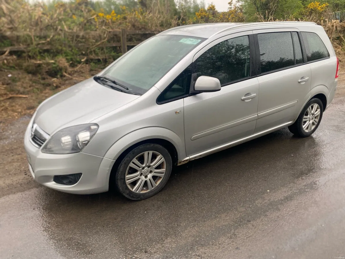 Opel zafira 7 seater tax 09/26 nct 10/26 - Image 4