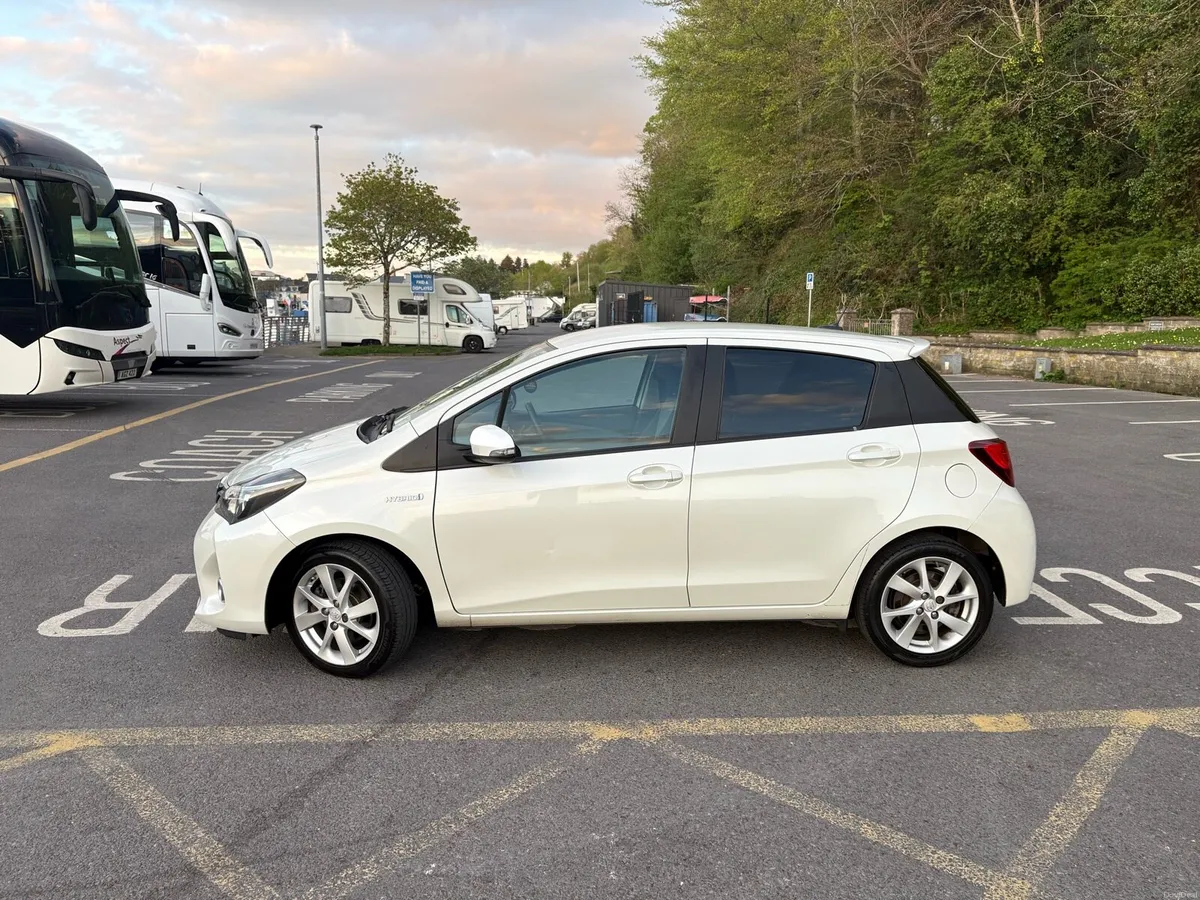 Toyota Yaris - Image 3