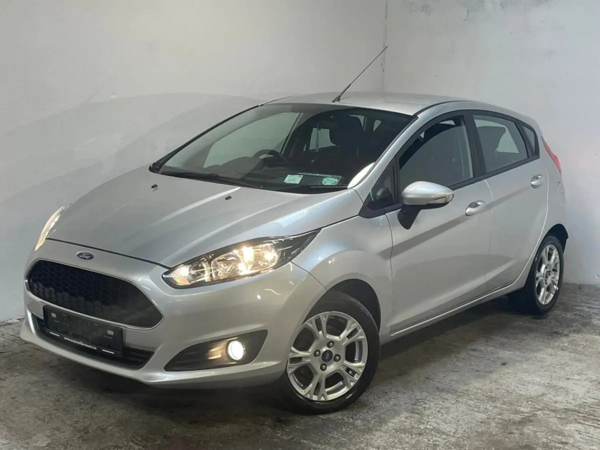 Ford Fiesta ZETEC 1.25 60PS M5 5DR MCA 4DR - Image 2