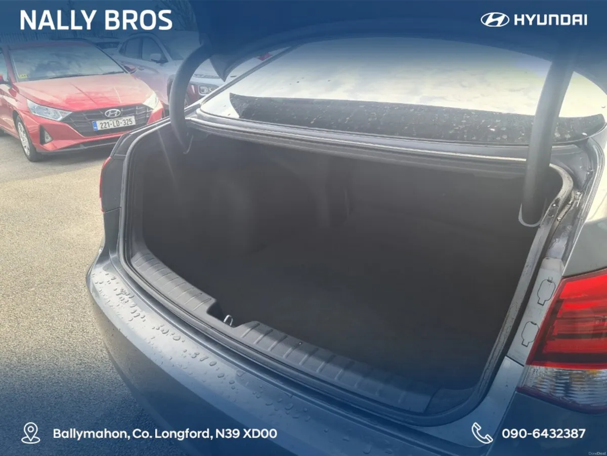 Hyundai i40 SALON EXECUTIVE 4DR - Image 6
