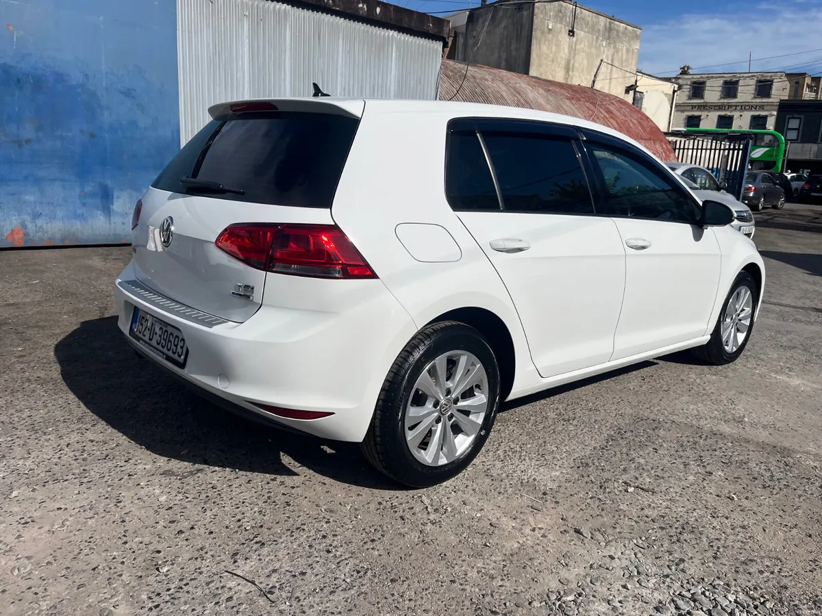 2015 VOLKSWAGEN GOLF COMFORTLINE LOW MILEAGE - Image 3