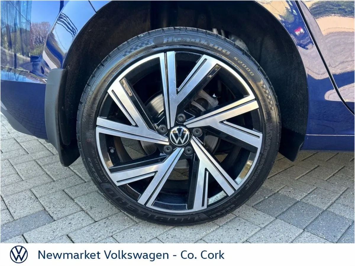 Volkswagen Golf STYLE 2.0TDI 115BHP 6 SPEED - Image 2