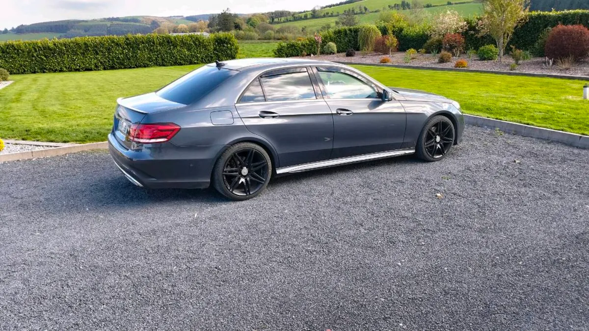 Mercedes e250 amg full years test - Image 1