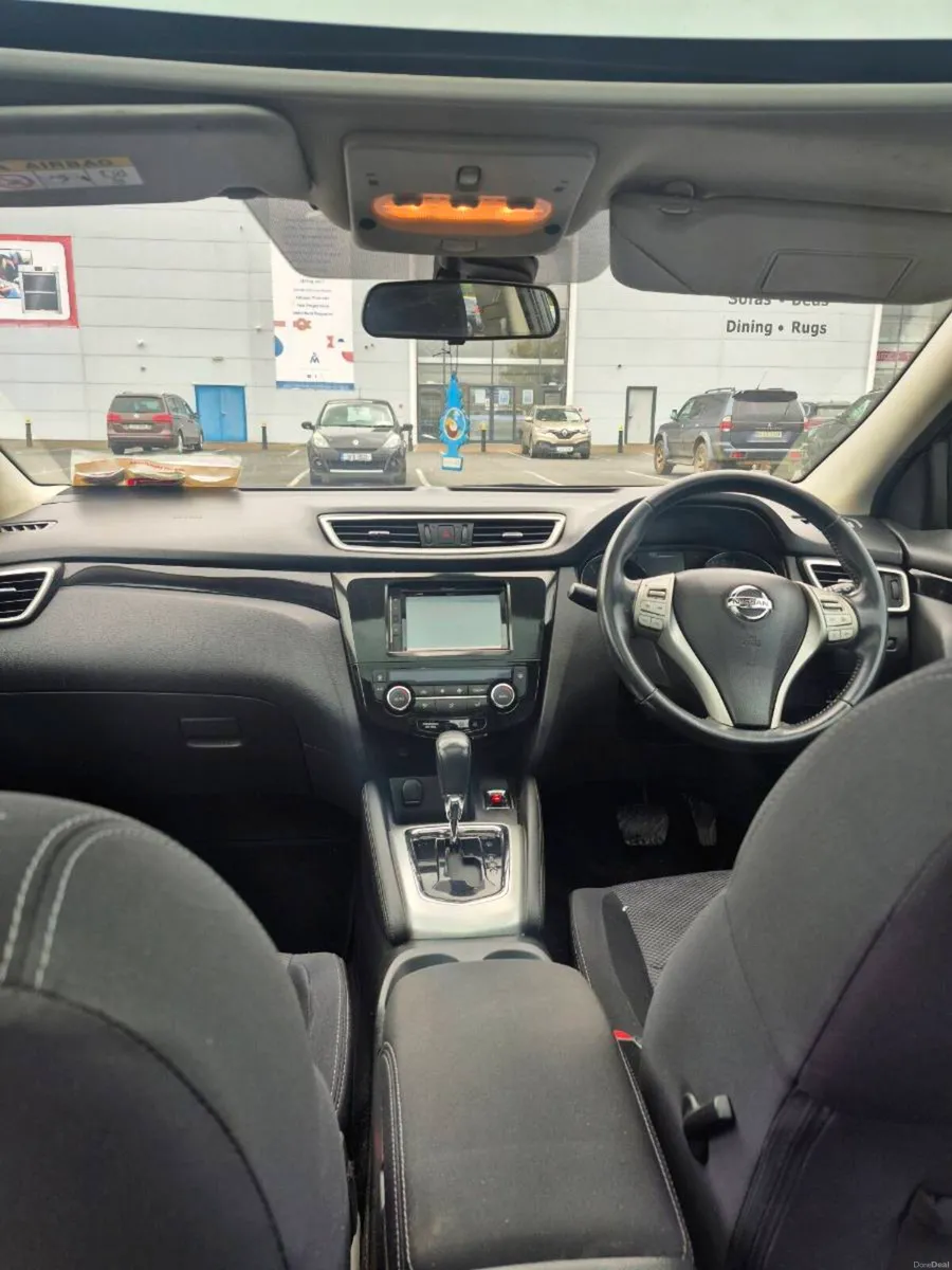 Nissan Qasqai 1.2 Petrol Automatic - Image 3