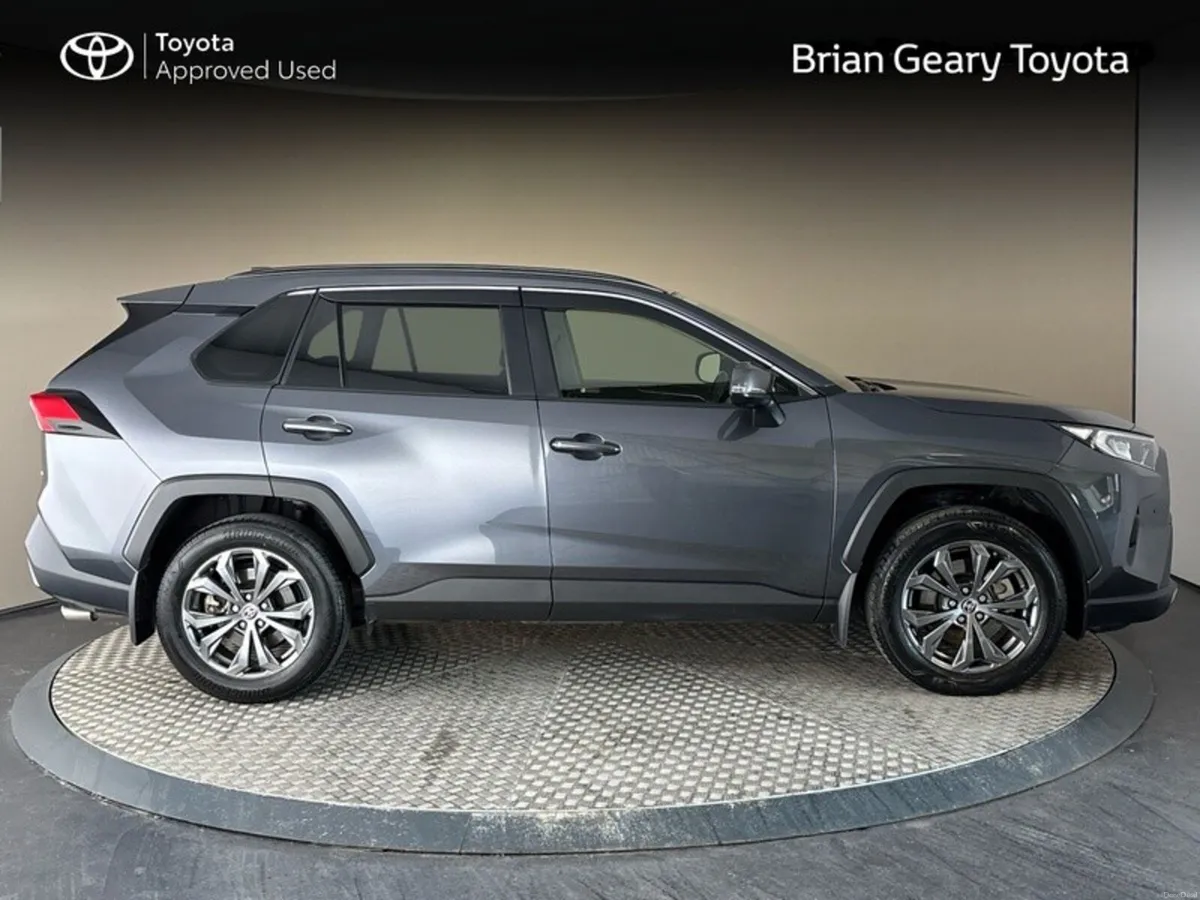 Toyota RAV4 HYBRID SOL - Image 3