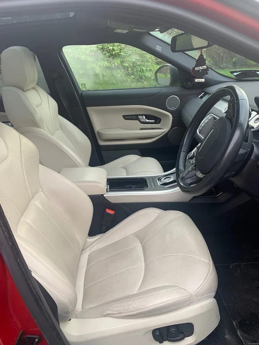 Range Rover Evoque - Image 1