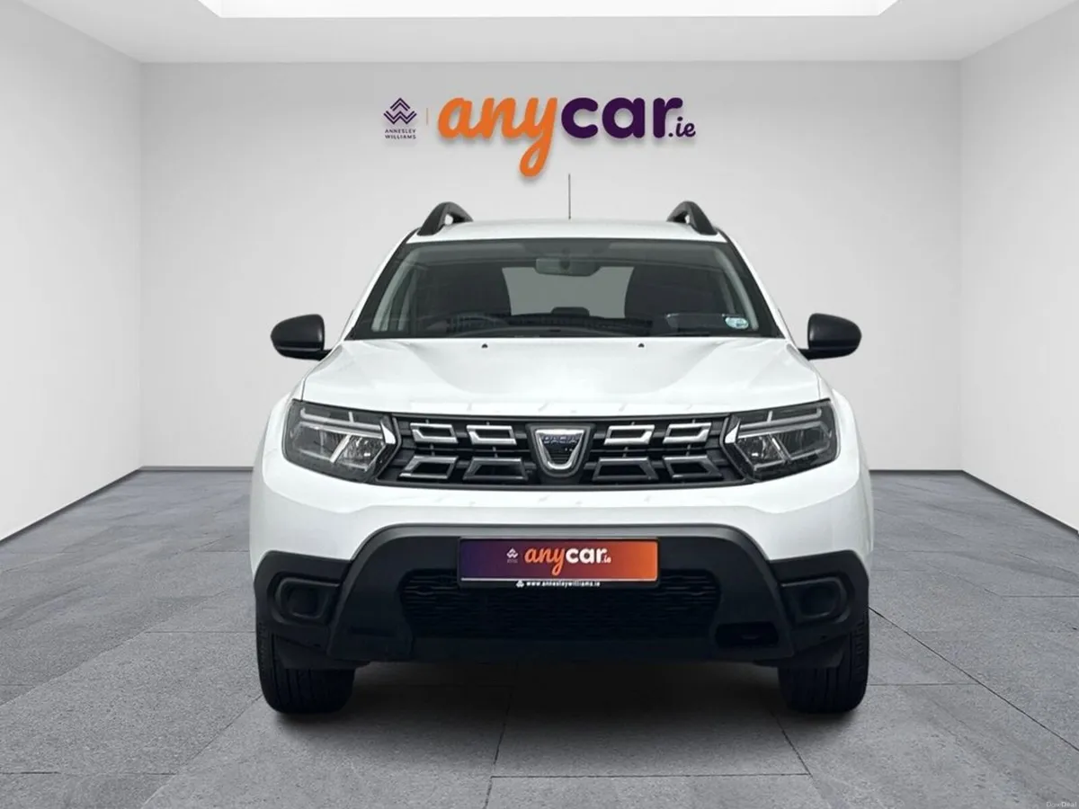 Dacia Duster Essential TCE 100 Bi-fuel 4X2 - Image 2