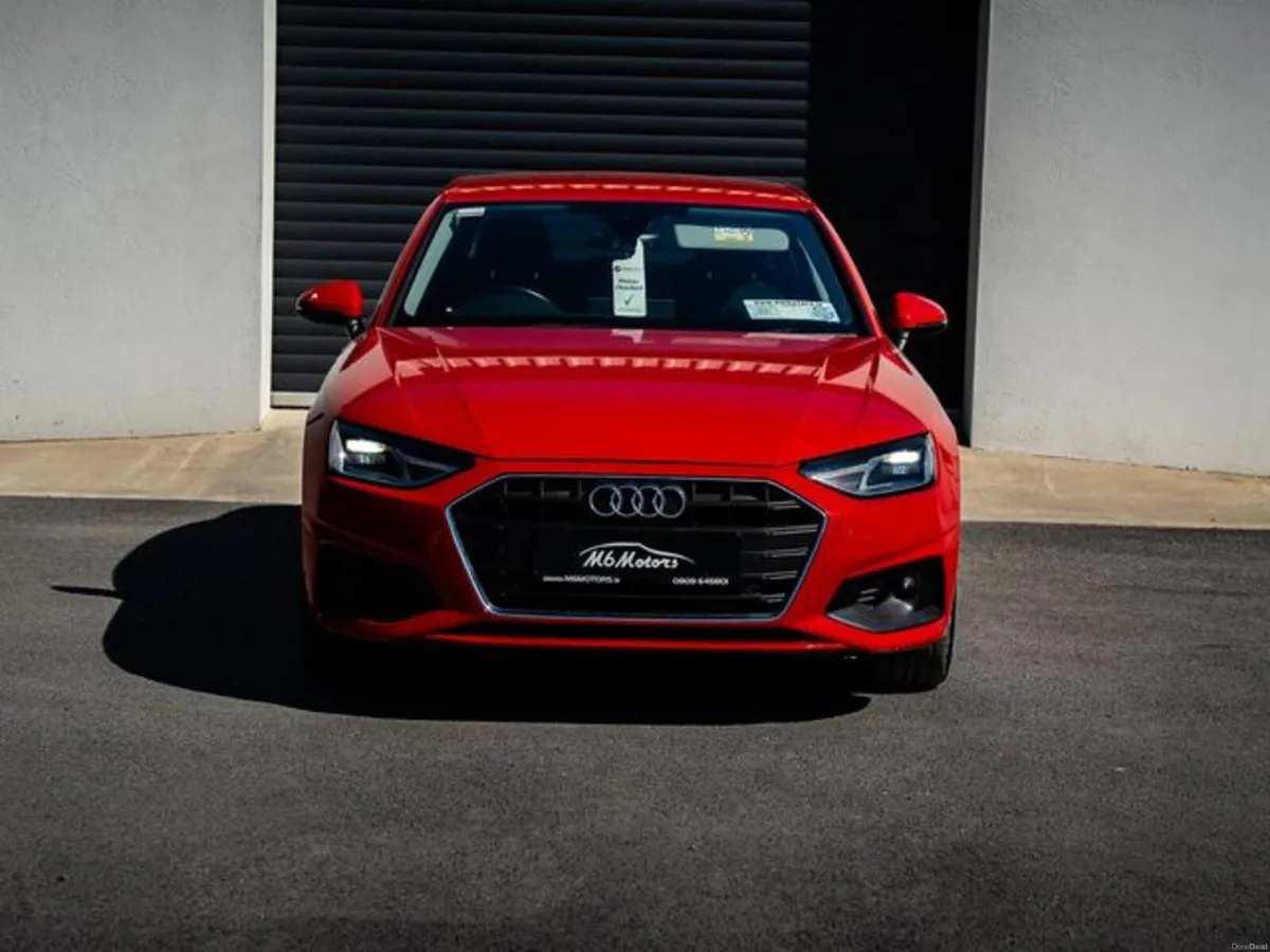 Audi A4 2.0 35 TDI Technik 4DR Auto - Image 3