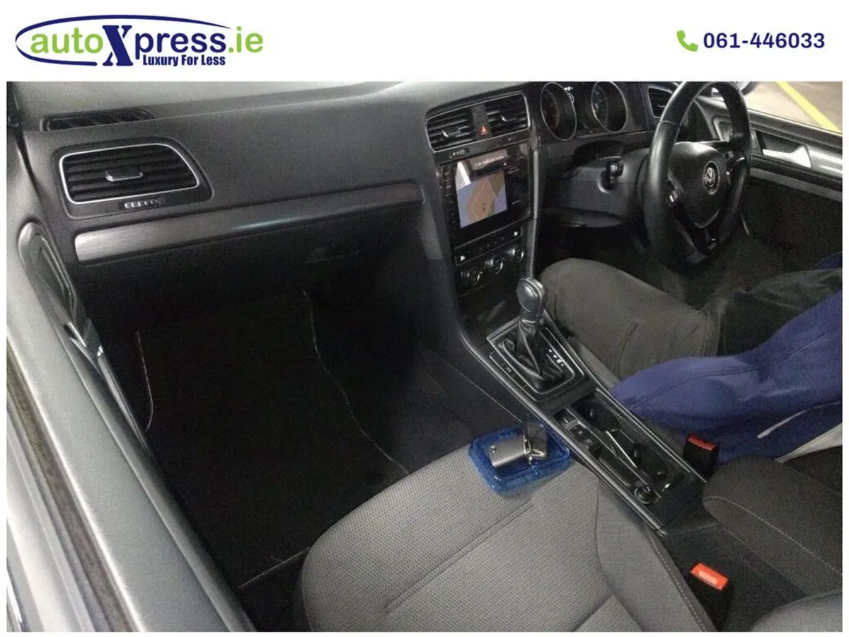 Volkswagen Golf 1.2 TSI COMFORTLINE, Low mileage, - Image 2
