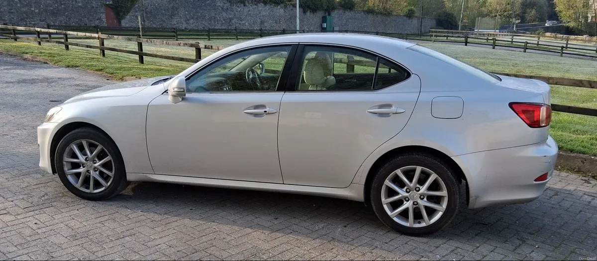 Lexus IS 2011. FSH. Low miles. NCT to June 27. - Image 3