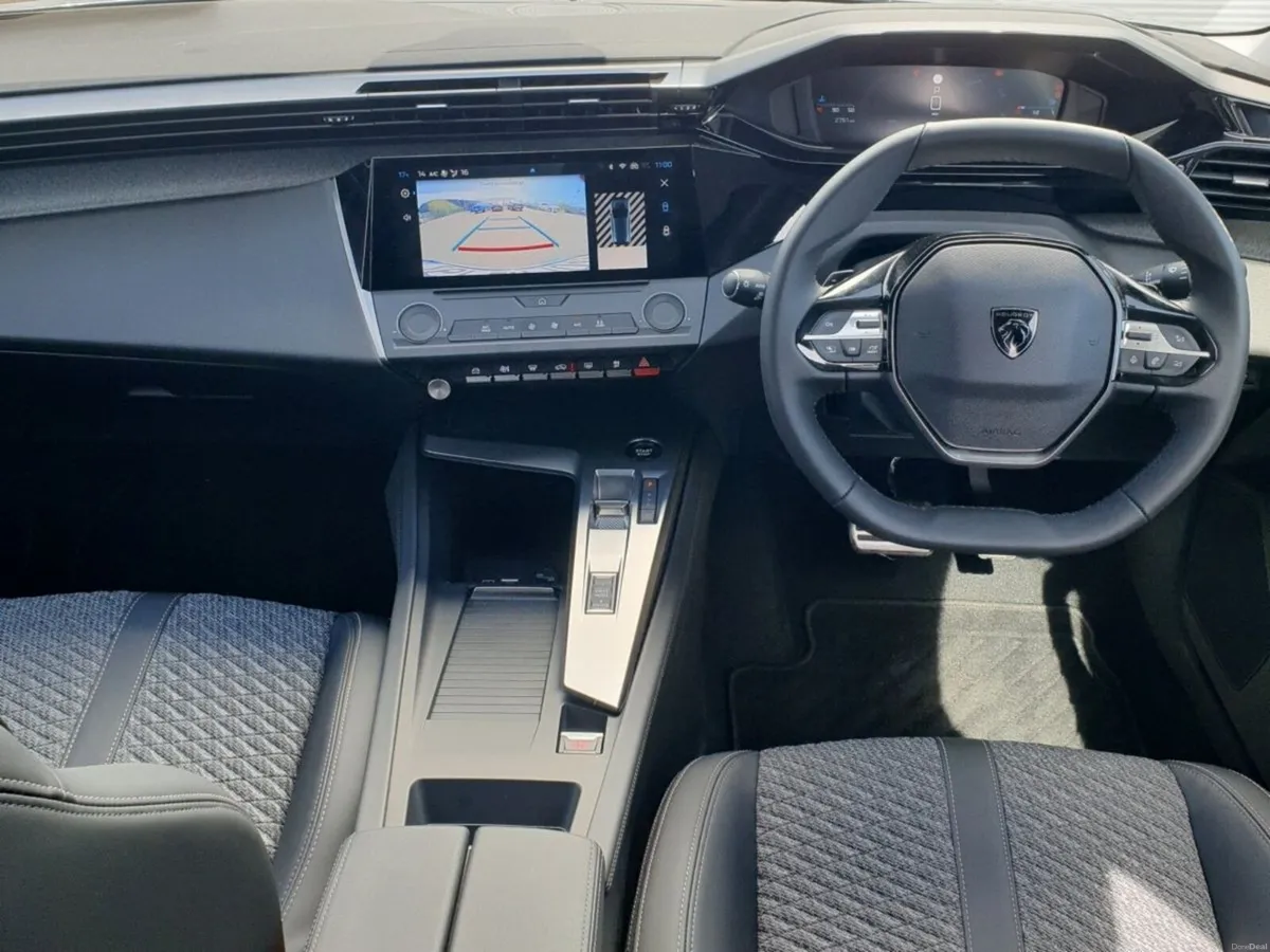 Peugeot 308 1.2 MHEV 145BHP e-DCS6 Allure - Image 4