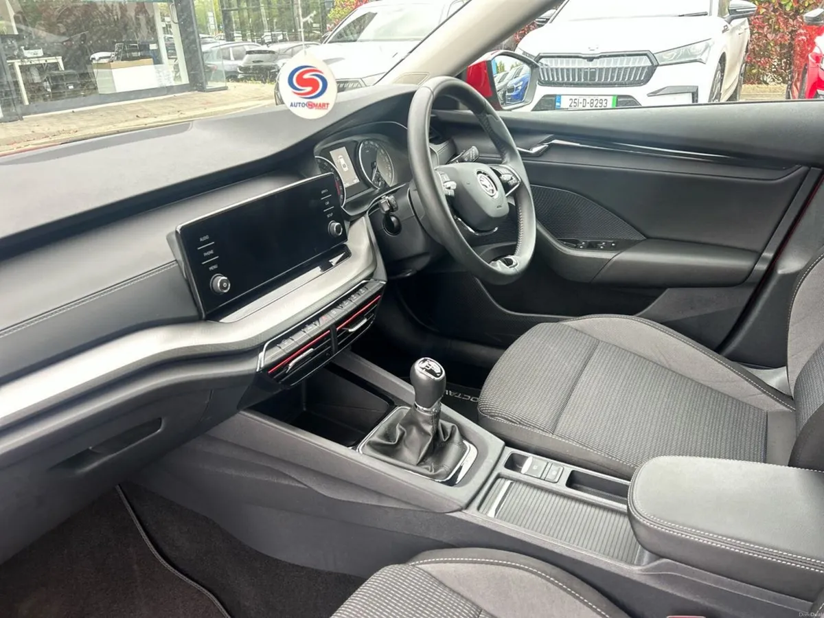 Skoda Octavia OCTAVIA AMB 2.0TDI 115HP - Image 3