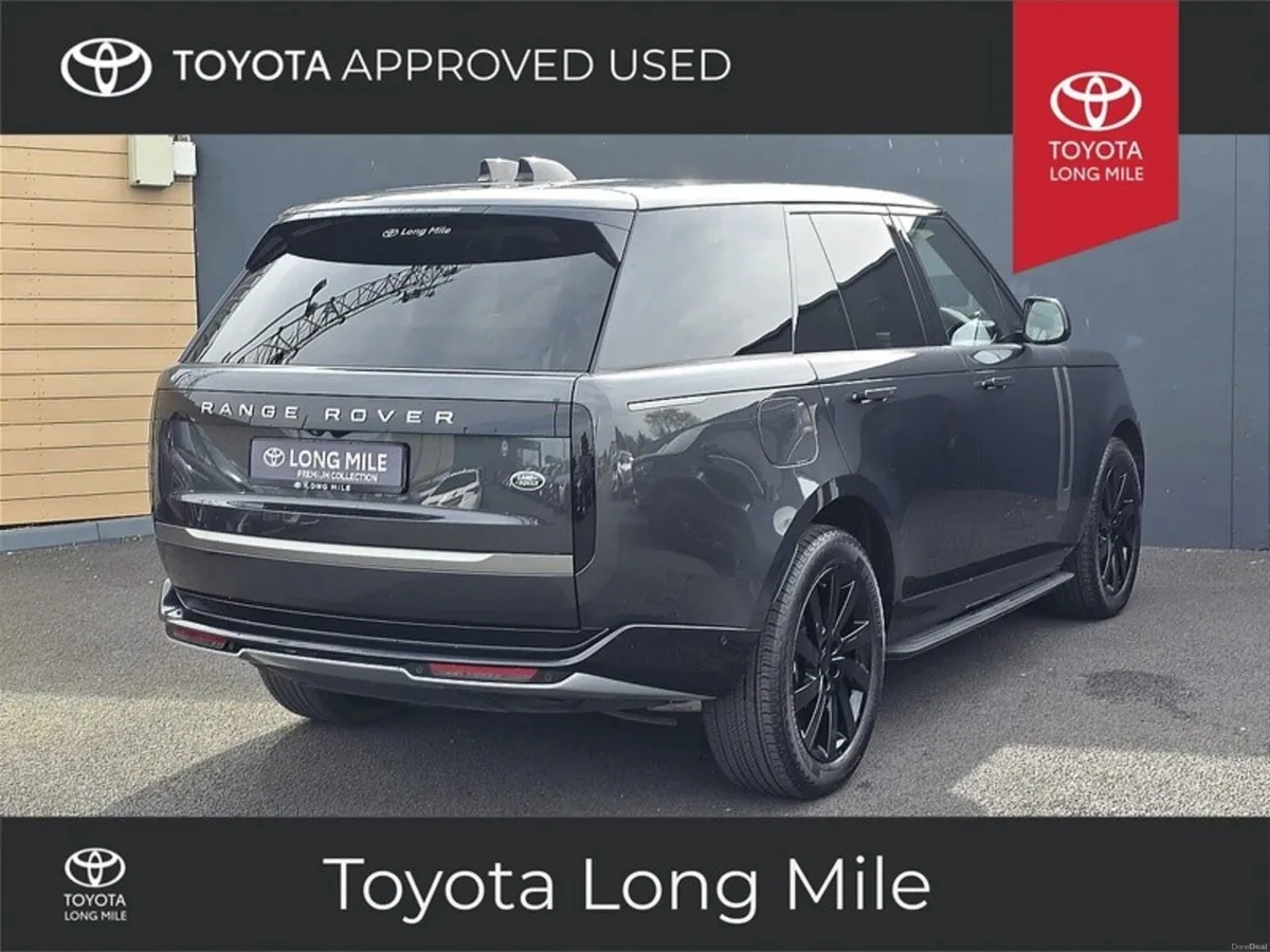 Land Rover Range Rover High Spec SE 3.0 P440e Plug - Image 4