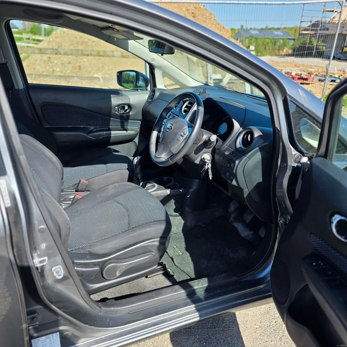 Very low milage. Nissan Note 2015 - Image 4