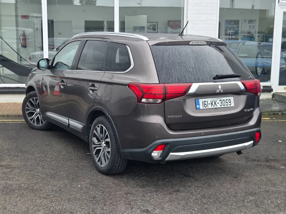 Mitsubishi Outlander 2016 - Image 2