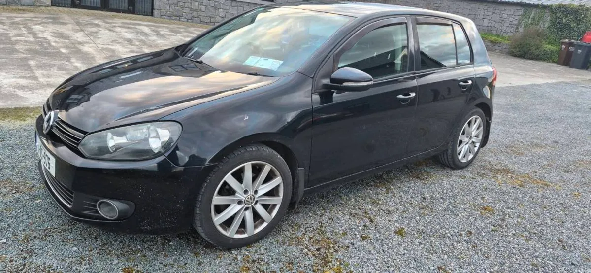 Volkswagen golf - Image 2
