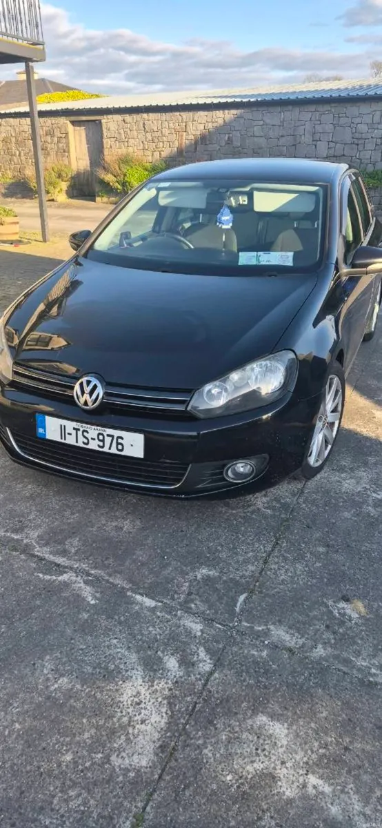 Volkswagen golf - Image 4
