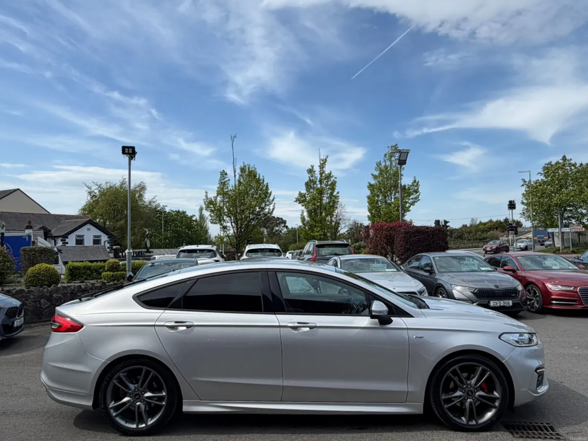 Ford Mondeo 2.0 TDCI ST- Line ED Ecoblue 5DR - Image 4