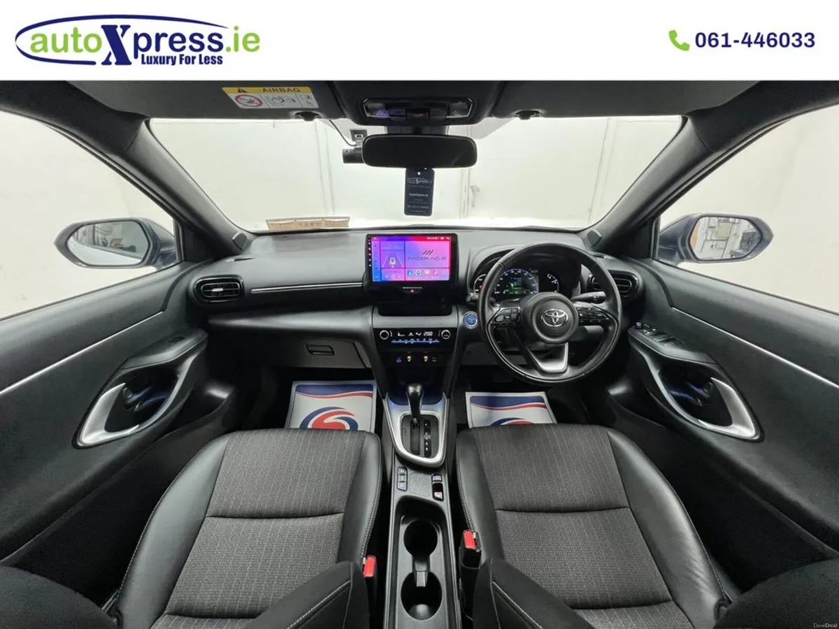 Toyota Yaris Cross HYBRID Z - Image 2