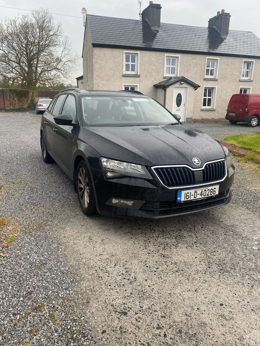 Skoda Superb - Image 1