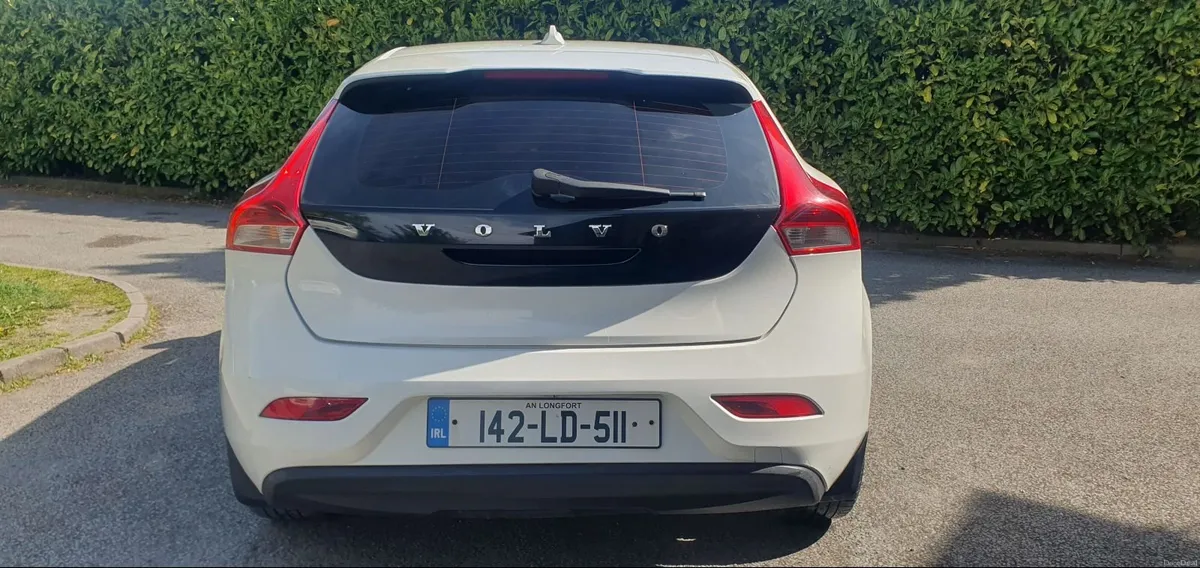 Volvo V40 Lux se 2014 passed nct today - Image 3