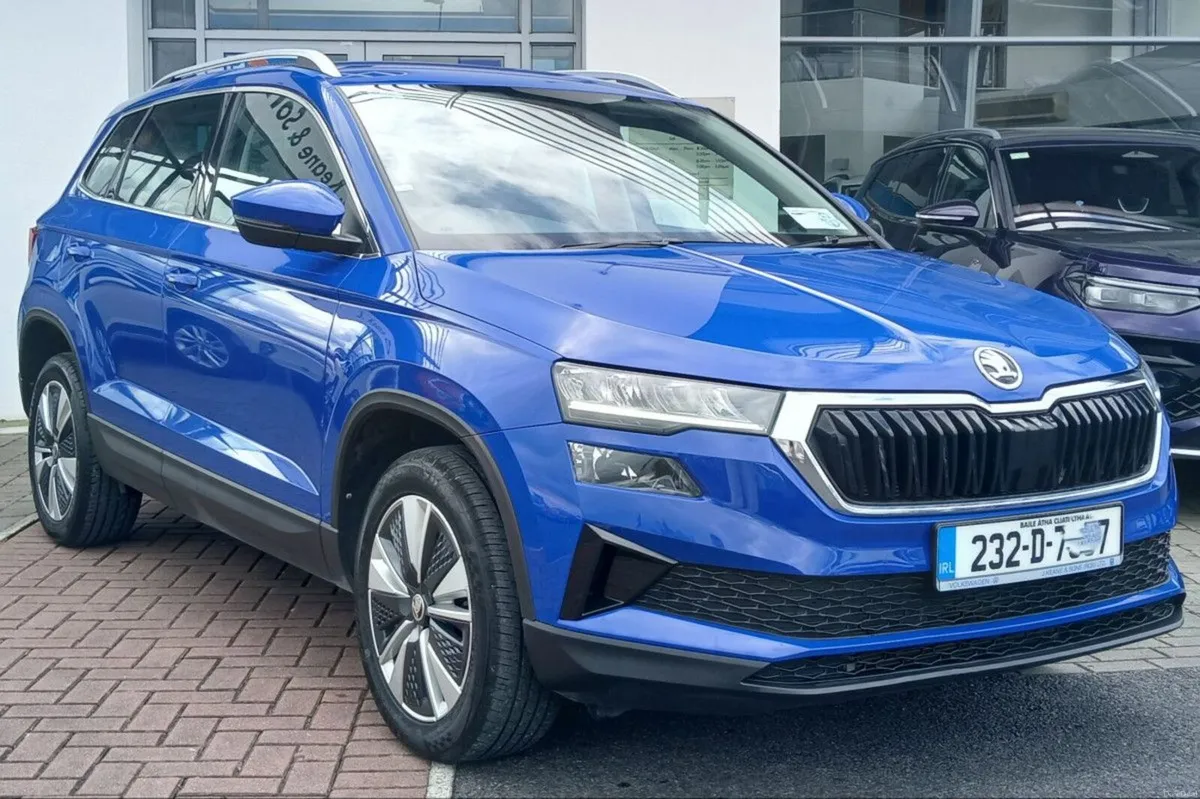 Skoda Karoq Ambition 2.0TDI 115HP **PARKING SENSOR - Image 1