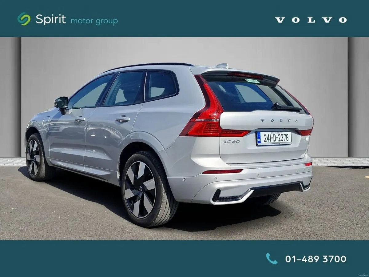 Volvo XC60 T6 Plug In Hybrid, AWD, Plus (Dark Them - Image 3