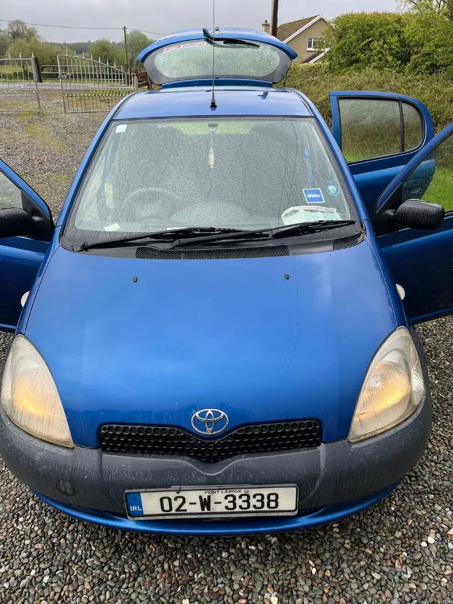 Toyota Yaris 2002 - Image 1