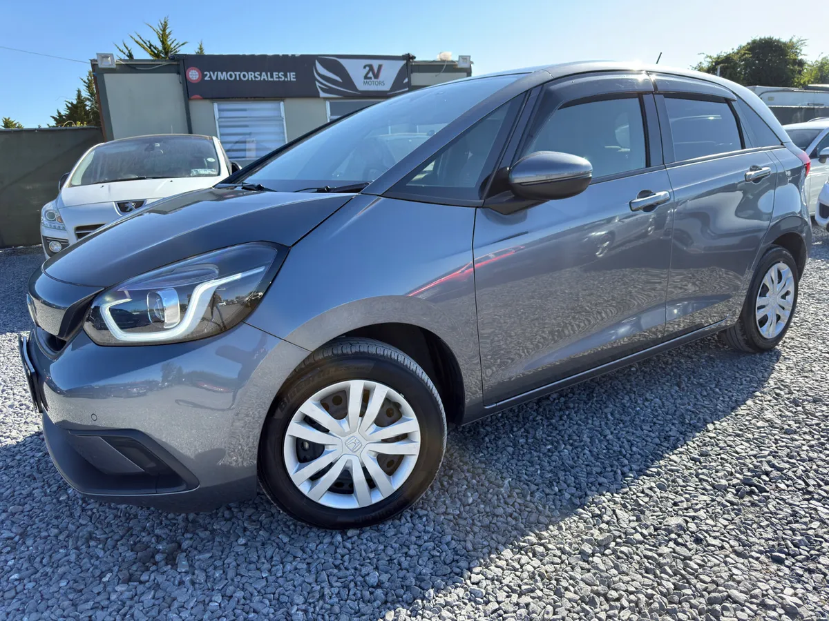 🔵 Honda Fit 1.5 E-HEV Petrol Hybrid - Image 2