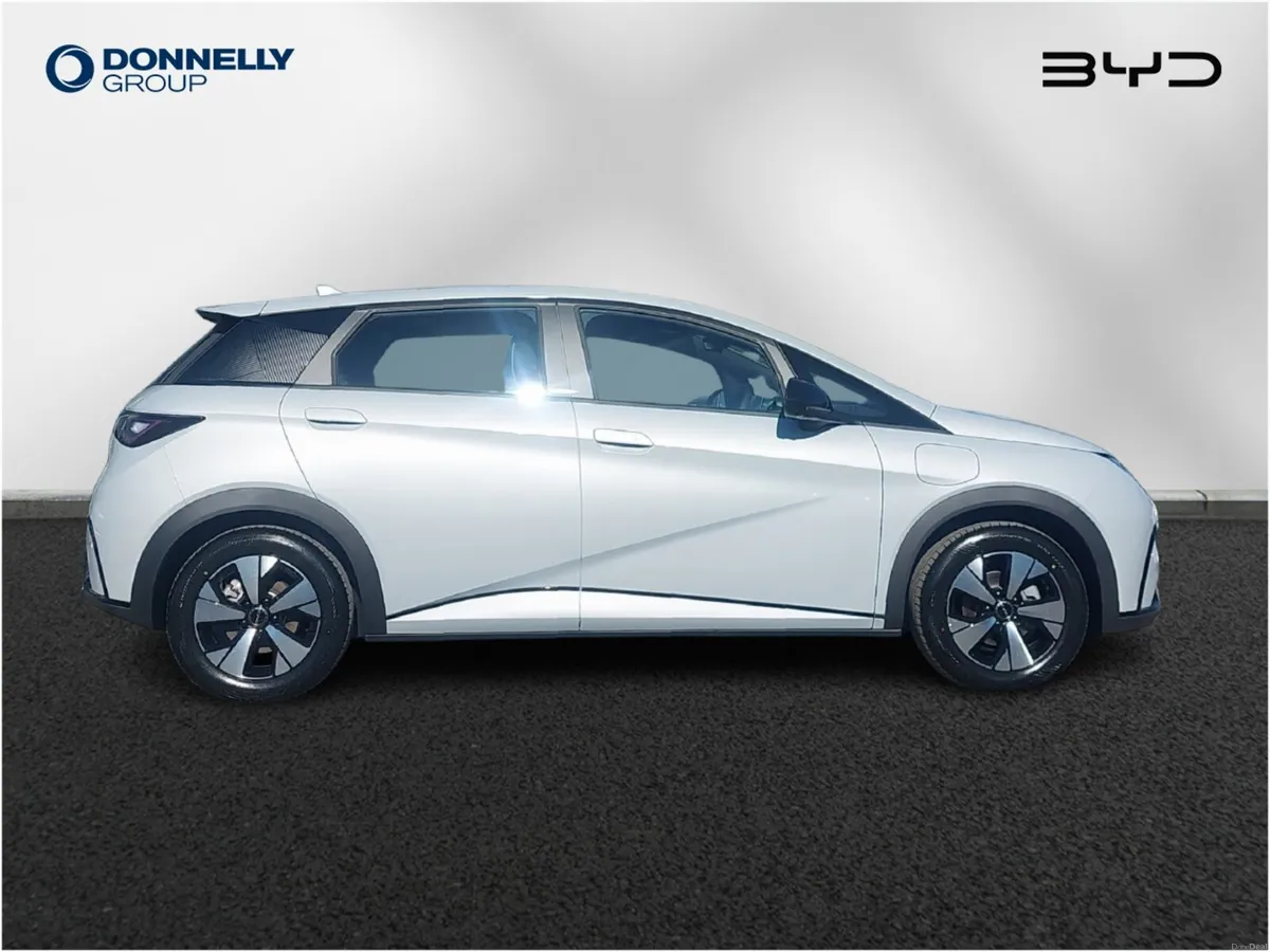Byd Dolphin Hatchback Active - Image 4