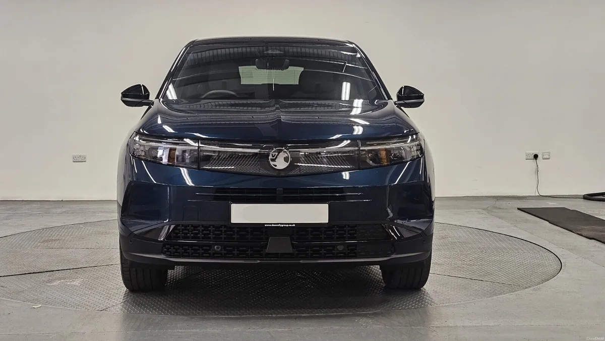 Vauxhall Grandland Hatchback GS - Image 2