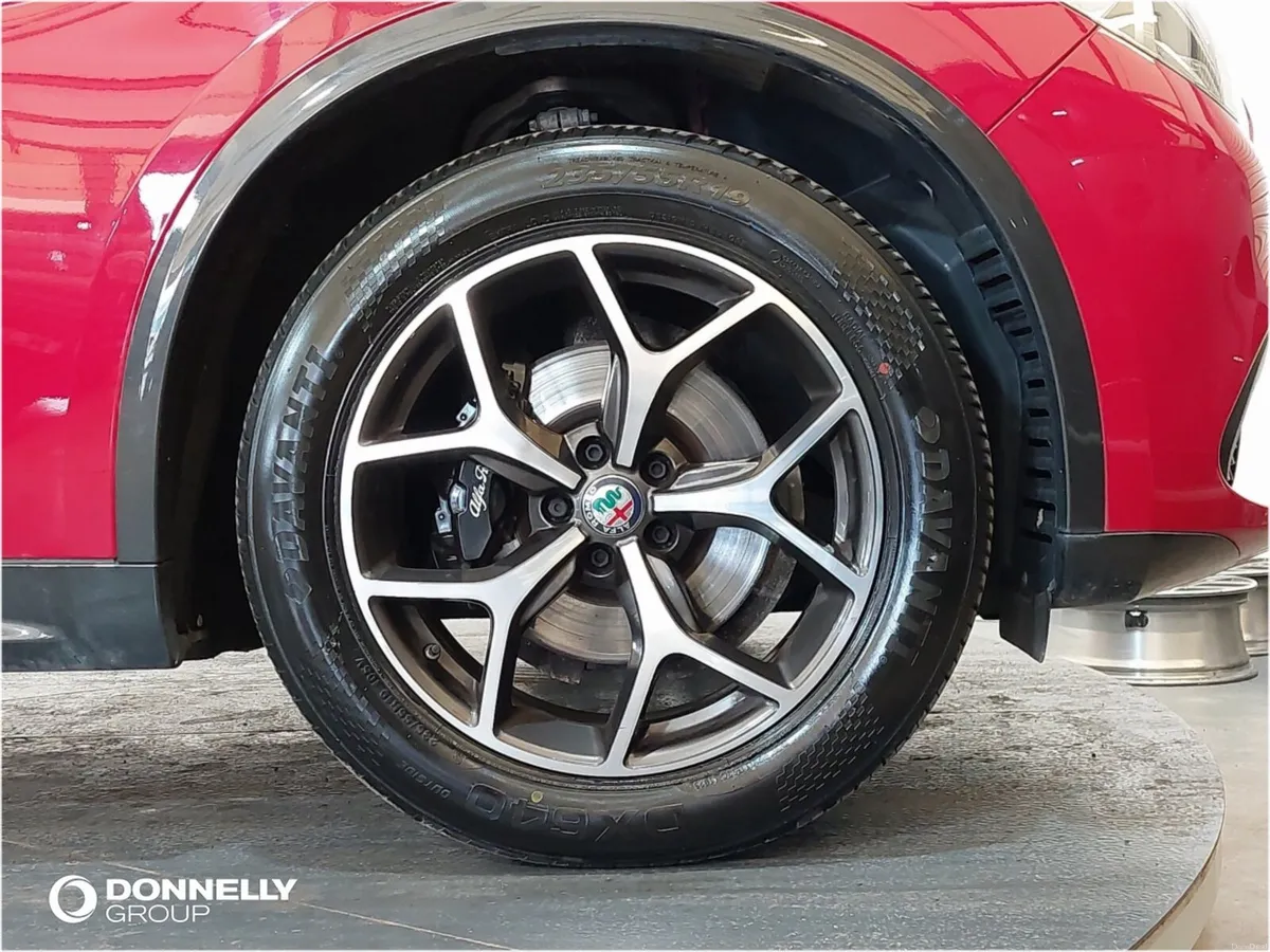 Alfa Romeo Stelvio Estate Ti - Image 6