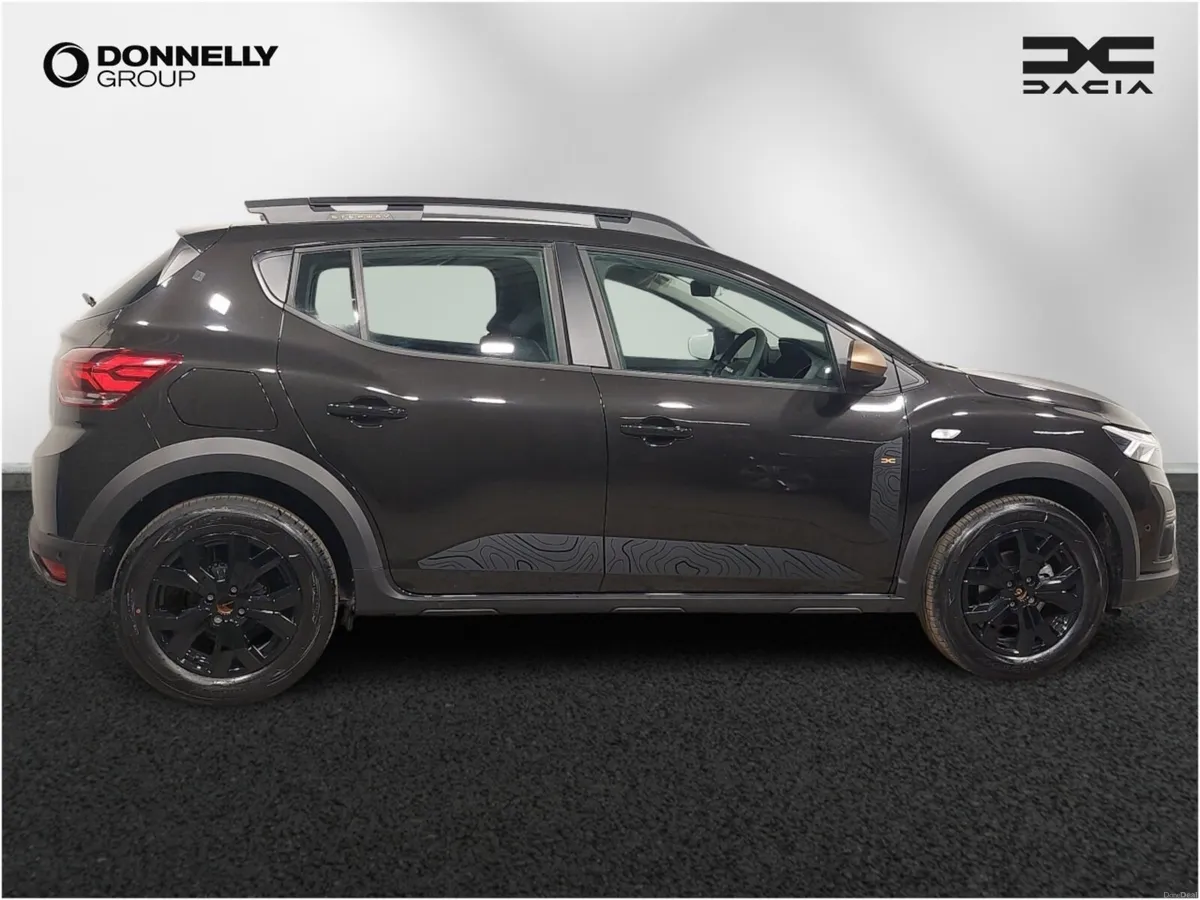 Dacia Sandero Stepway Hatchback Extreme - Image 3