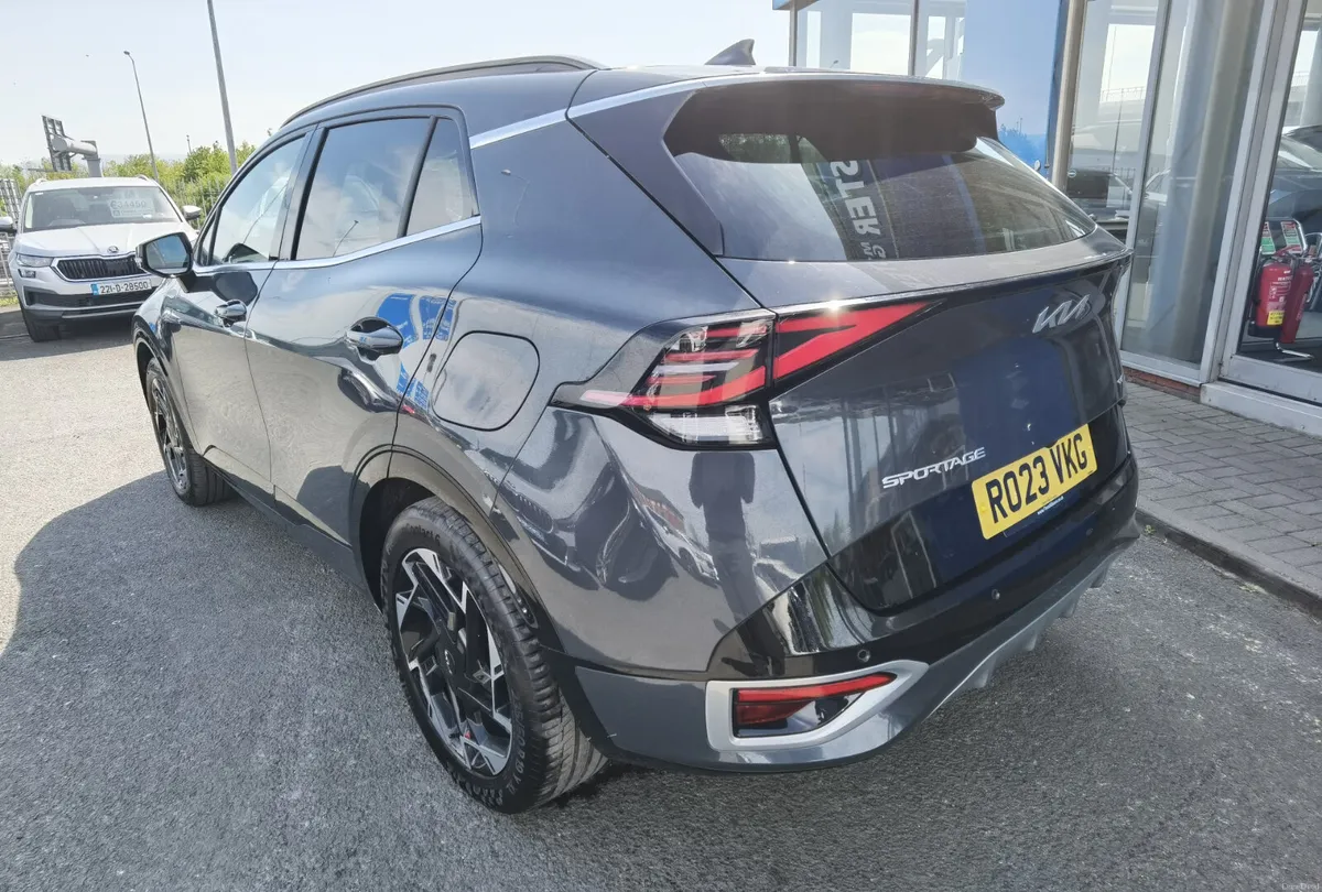 KIA SPORTAGE 1.6 GT-LINE 4X4 AUTOMATIC PHEV - Image 6