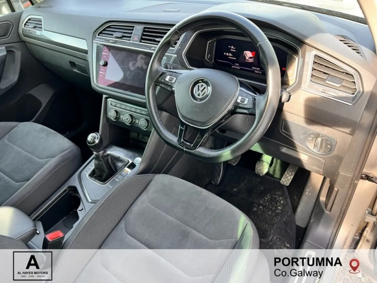 Volkswagen Tiguan HIGHLINE 2.0 TDI 6SPEED 150BHP*N - Image 6