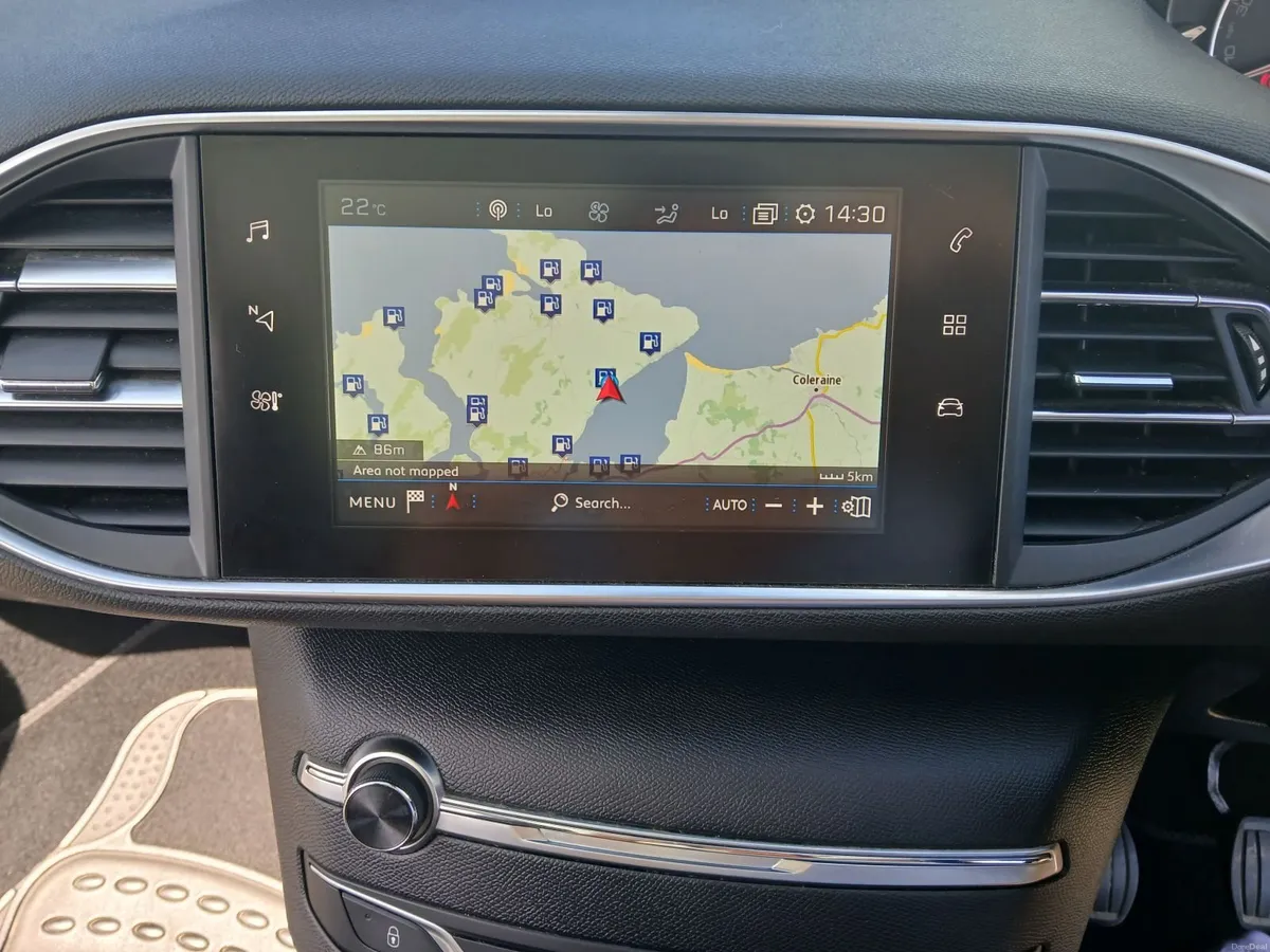 Peugeot 308 2018 Allure Pan Roof - Image 3