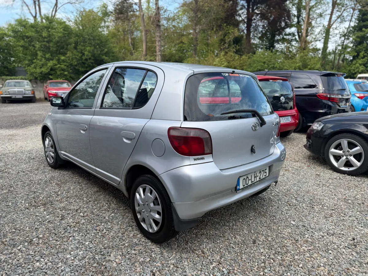 Toyota Yaris 2000 - Image 4